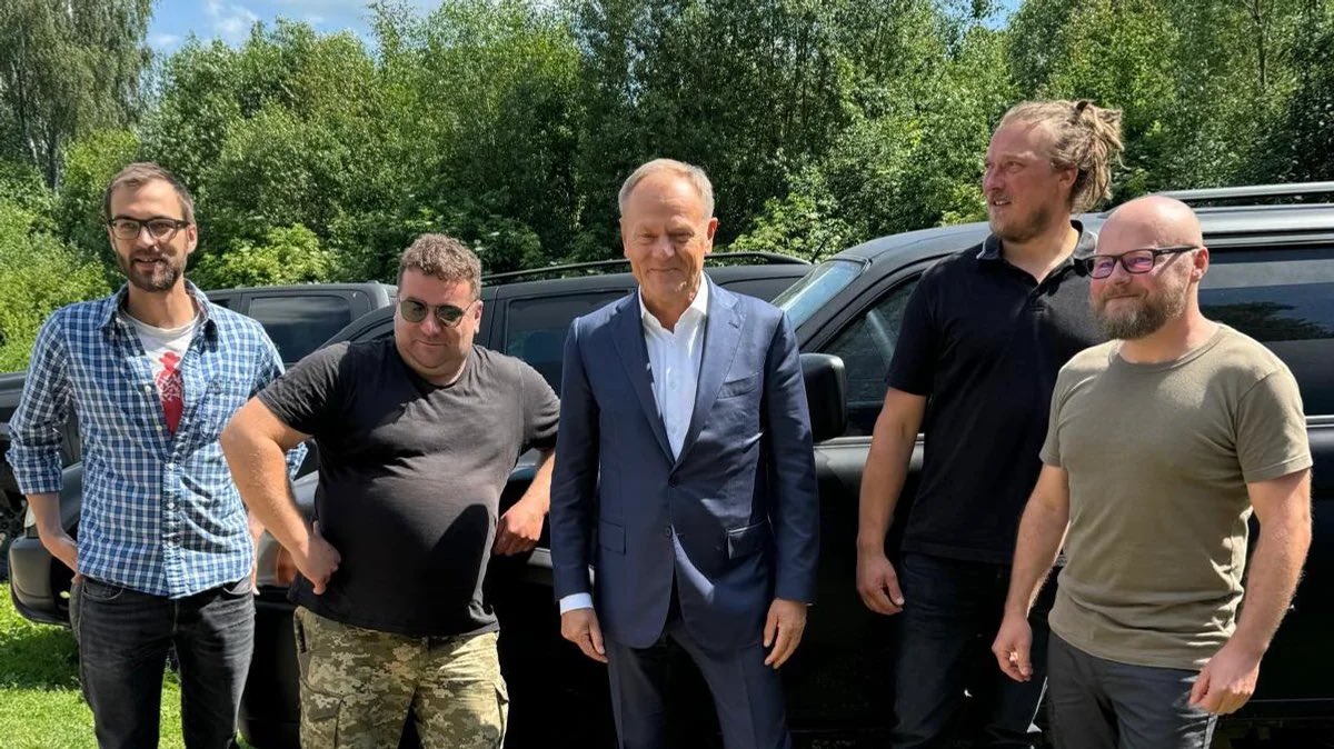 GhUkPcSXYAAn8Z7?format=jpg&name=medium