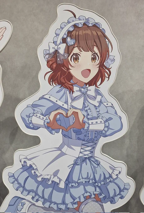 ハシゴしてきたサンシャインの方はフリー入場初日だったのもあってかかなり並んだ。ゆっくり水族館見て帰りがけに特典もらってアクスタ買って〜と思ってる人は時間配分に注意だ 