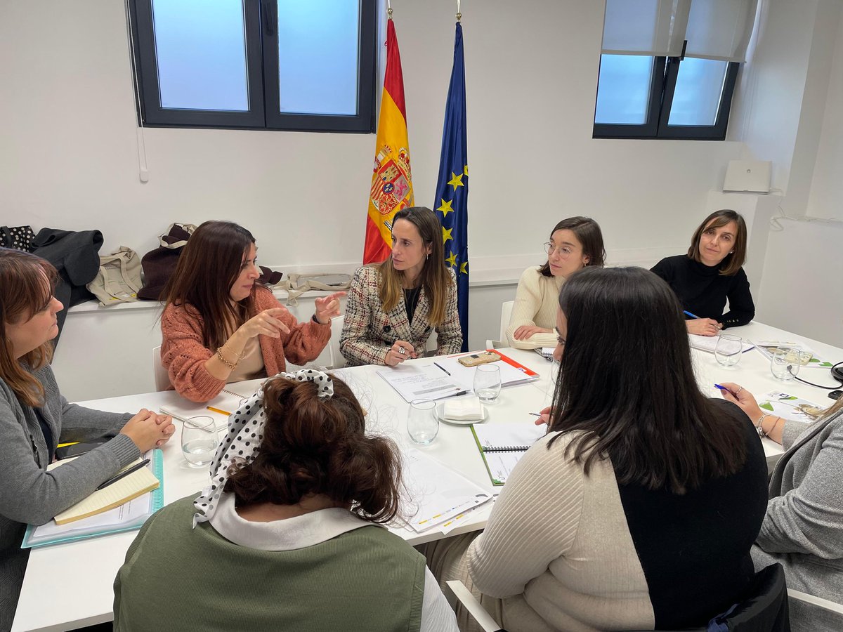 Arrancamos los trabajos para que el trámite del Ingreso Mínimo Vital sea fácil de entender a toda la ciudadanía.

Queremos derechos accesibles para que los dispositivos de protección social lleguen también a las personas con discapacidad.

ceacog.es/2025/01/14/se-…