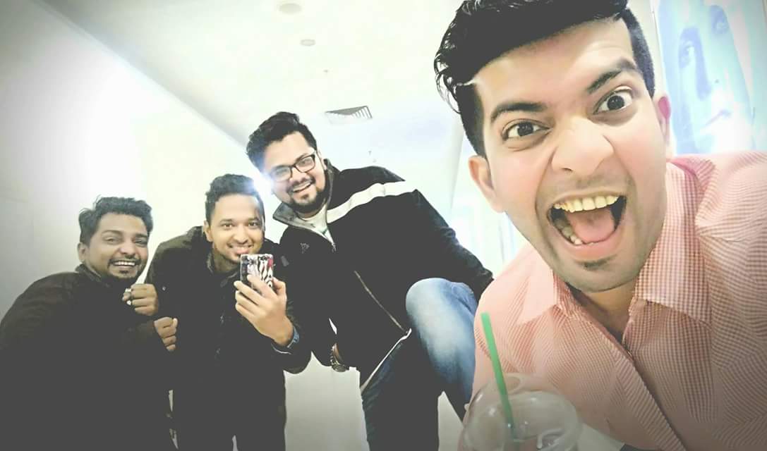 CreativeSoyeb's tweet photo. Memory♥️🤲 https://t.co/9gyjIeMYK6