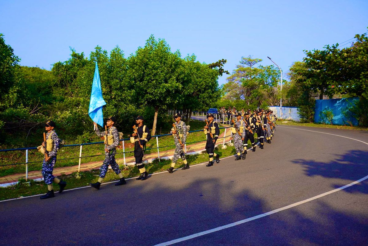INS_Vishwakarma's tweet photo. Undertrainees of #INS_Vishwakarma participated in an endurance camp 💪 at Yarada Beach as part of an #OutwardBoundExercise. The #OBE focused on building resilience, leadership, and camaraderie, preparing them for future challenges. ⚓
#Teamwork
#NationFirst
#LargeNavyMindset https://t.co/UZDGzS5Y2g