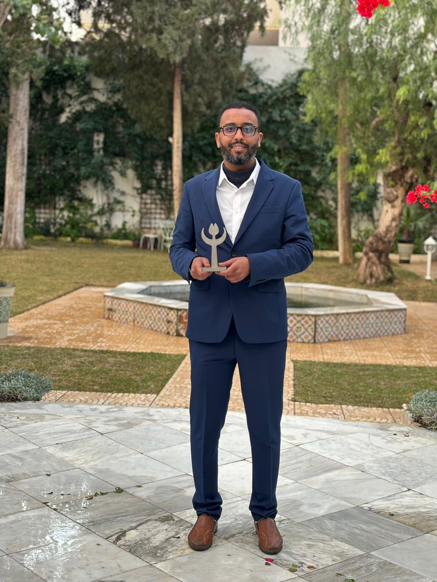 NLambLib's tweet image. Today we awarded @MansourAtti87 the 2024 Netherlands Embassy Tulip for his tireless work defending human rights, and advocating for marginalized communities in Libya. The Netherlands proudly stands with HR defenders for a just and inclusive future. 🇳🇱🌷 #HumanRightsTulip