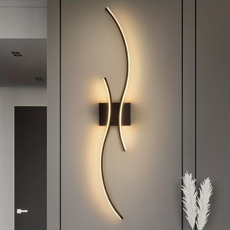 AZRAQStudio's tweet photo. 💡✨ أشكال وأفكار جميلة للإضاءات الجدارية.

#تصميم_داخلي #ديكور #أفكار_تصميم #AZRAQ_Studio https://t.co/qP7vZJgbyB