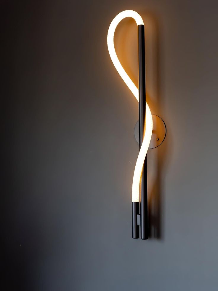 AZRAQStudio's tweet photo. 💡✨ أشكال وأفكار جميلة للإضاءات الجدارية.

#تصميم_داخلي #ديكور #أفكار_تصميم #AZRAQ_Studio https://t.co/qP7vZJgbyB
