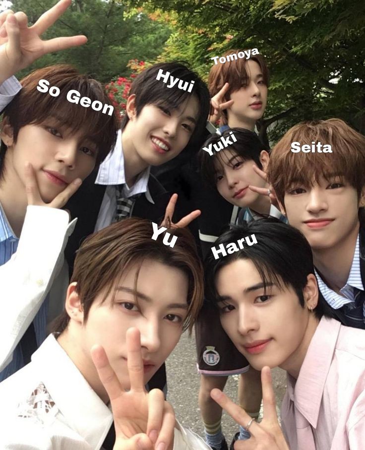 Hachimkimchi's tweet photo. Berhubung belum banyak Kpopers especially JYP stan sendiri yang belum kenal atau mungkin cuma sekedar tau doang ttg NEXZ ini.. Aku bakal introduce NEXZ (boygroup bungsu JYP sebelum KickFlip) ke kalian melalui simple thread dibawah ini..
#NEXZ #ネクスジ #NEX2Y https://t.co/v0lTaEmyF8