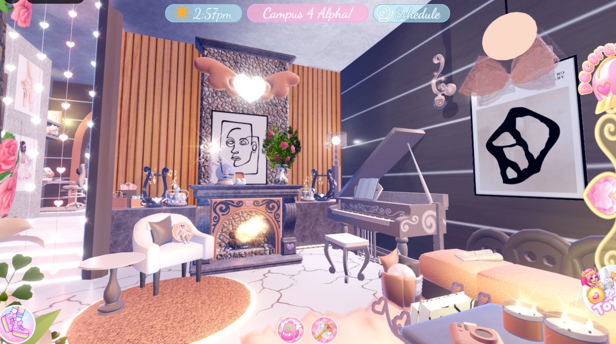 bhogss25's tweet photo. Full tour of my neutral coquette dorm in Royale High https://t.co/XntWuGBEQf via @YouTube https://t.co/Kjt6sTFCMv