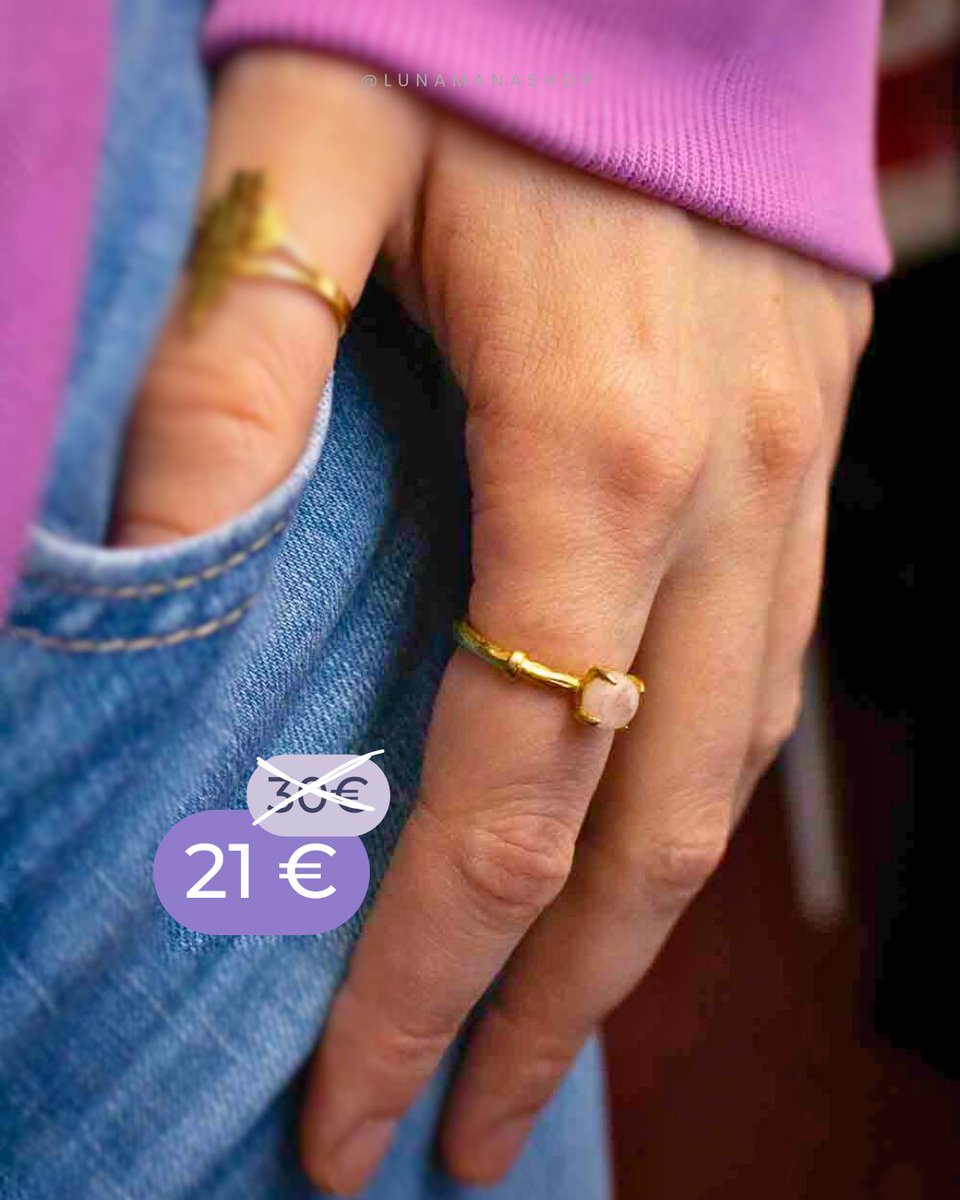 LunaManaShop's tweet photo. ✨ Les soldes continuent... Et il reste encore quelques trésors ! ✨

🌙 Petite piqûre de rappel pour mes sorcières adorées : mes pièces iconiques sont toujours disponibles à -30% !

Il reste encore quelques merveilles : (à moins qu'elles aient disparu avant de je poste ceci)
• Bague dorée en quartz rose (réglable)
• Créoles dépareillées en acier inoxydable (hypoallergéniques)
• Épingles à cheveux en quartz pour illuminer tes chignons
• Bague qui observera tous tes faits et gestes.

💫 Ces bijoux cherchent encore leurs gardiennes... Et comme je vous aime, c'est toujours -30% sur ces pièces !

🌿 Psst... Je fait de la place pour la collection printemps, alors c'est vraiment le moment ou jamais !

👉 Par ici pour shopper tes coups de cœur: https://t.co/3GEvYbvthe

#soldeshiver #Witchesofinstagram #crystalmagic #PierresNaturelles #SorcièreModerne