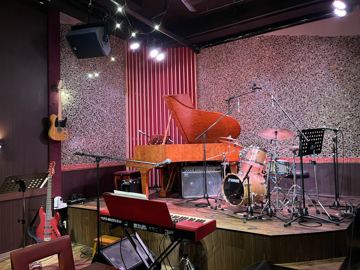 本日の職場風景ざーます。
北参道GRAPES、間もなくオープンです！
楽しみ！！