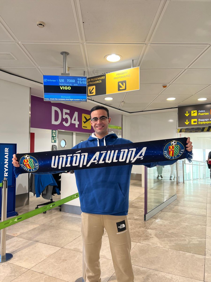 UnionAzulona's tweet photo. A pesar de la adversidad, Unión Azulona seguirá presente acompañando al equipo en copa.
No podíamos dejar solo al equipo en la competición fetiche. Nos vamos a Pasarón!!
#ViajaConUA #PontevedraOnTour #Borbona #BRBN https://t.co/tKBX0si66V