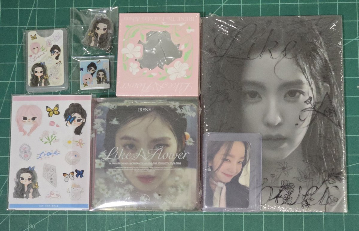 '𝗕𝗹𝘂𝗲 ♚ tweet media