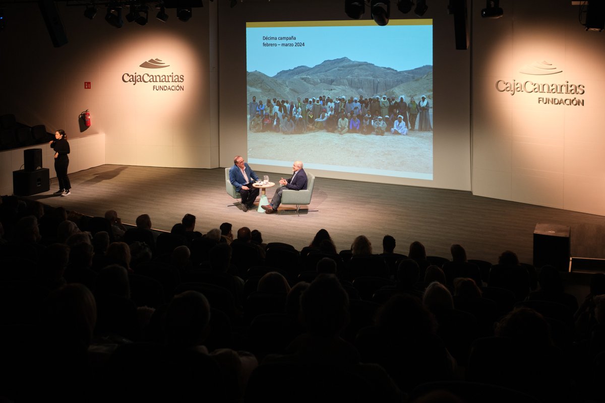 Fundación CajaCanarias tweet media