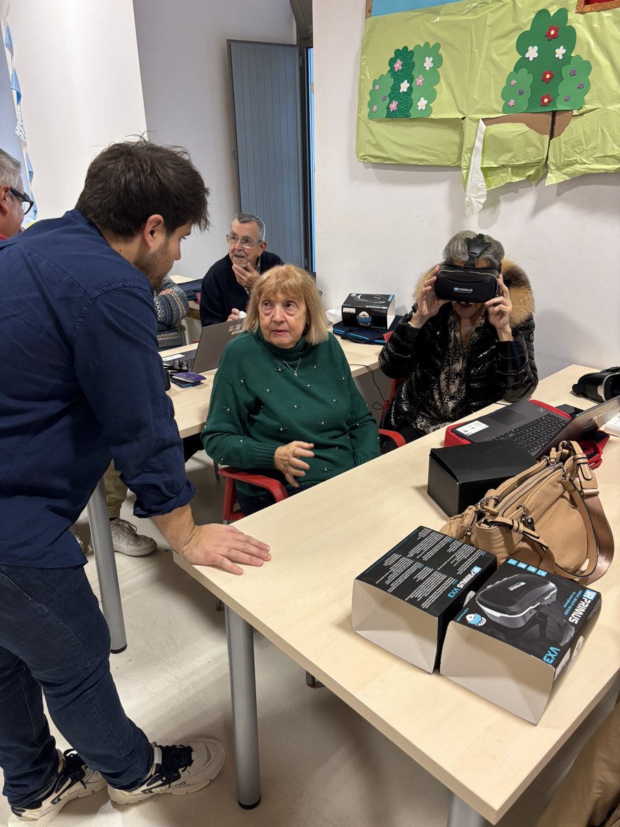 Jesús López-Belmonte (@jlopezbelmonte) on Twitter photo Gratificante experiencia realizada junto a <a href="/Santipozo1/">Santiago Pozo-Sánchez</a> sobre #metaverso e #IA con los estudiantes del Aula Permanente de Formación Abierta de la <a href="/feetceuta/">Fac. Edu, Eco. y Tec</a>.
📄Proyecto Inter-Age, coordinado por la profesora Eugenia Rodríguez.
<a href="/CanalUGR/">Universidad Granada</a>
<a href="/educatech21/">educatech21</a> Gratificante experiencia realizada junto a <a href="/Santipozo1/">Santiago Pozo-Sánchez</a> sobre #metaverso e #IA con los estudiantes del Aula Permanente de Formación Abierta de la <a href="/feetceuta/">Fac. Edu, Eco. y Tec</a>.
📄Proyecto Inter-Age, coordinado por la profesora Eugenia Rodríguez.
<a href="/CanalUGR/">Universidad Granada</a>
<a href="/educatech21/">educatech21</a>