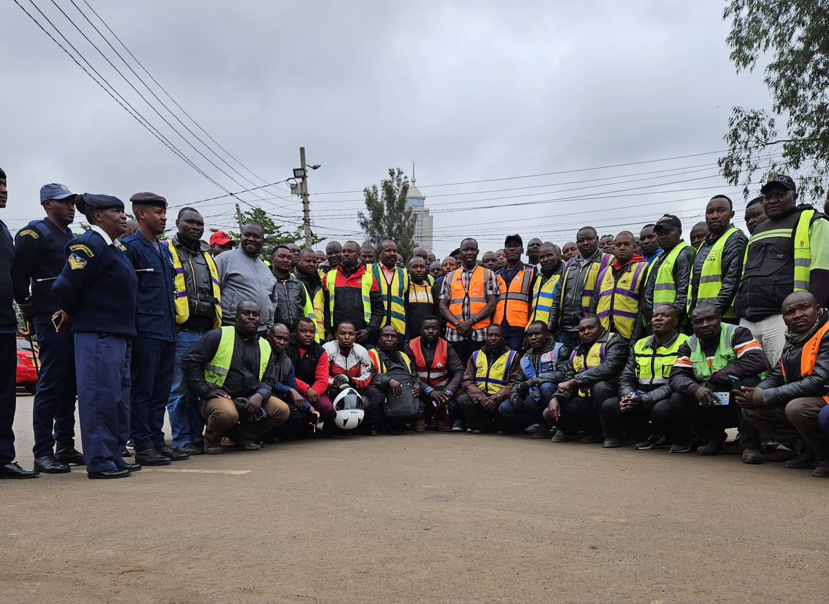 Charting the Future of Boda Boda Operations in Nairobi!

This morning, alongside Dr. Andrew Kiplagat, <a href="/ntsa_kenya/">NTSA KENYA</a>’s Director for Road Safety, we engaged Boda Boda Sacco Leadership in the County, at Green Park Terminus in a transformative meeting aimed at streamlining operations