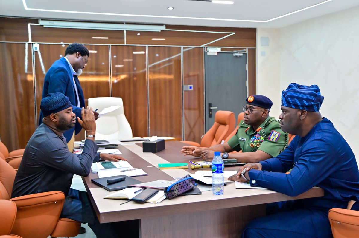Woye (@woye1) on Twitter photo CNG: Reviewing the progress of the Presidential Directive
1: The Chairman <a href="/PCNGInitiative/">PCNGI</a> who is also the Executive Chairman of <a href="/FIRSNigeria/">Federal Inland Revenue Service NG</a> hosted a meeting with Maj Gen Adekunle Adeyinka, the Commander, Nigerian Army Corps of Supply and Transport <a href="/NigerianArmy/">Nigerian Army</a> and the Program CNG: Reviewing the progress of the Presidential Directive
1: The Chairman <a href="/PCNGInitiative/">PCNGI</a> who is also the Executive Chairman of <a href="/FIRSNigeria/">Federal Inland Revenue Service NG</a> hosted a meeting with Maj Gen Adekunle Adeyinka, the Commander, Nigerian Army Corps of Supply and Transport <a href="/NigerianArmy/">Nigerian Army</a> and the Program