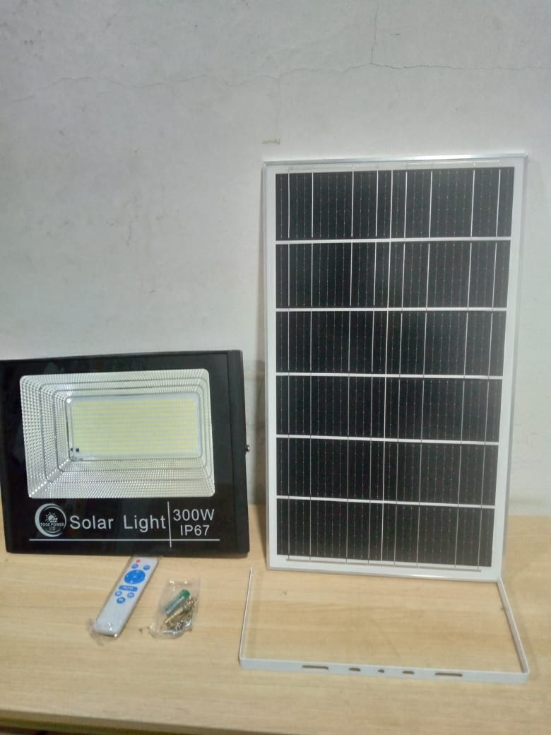 𝗢𝗙𝗙𝗘𝗥! 𝗢𝗙𝗙𝗘𝗥! 𝗢𝗙𝗙𝗘𝗥!

300watts Solar Outdoor Security Floodlights ON OFFER kshs7,000/=

Automatic with Photocell Sensor to Automatically Switch ON at Night and OFF in the Daytime. 

WhatsApp No. 0754212159
#BushSolarLightsDelivers