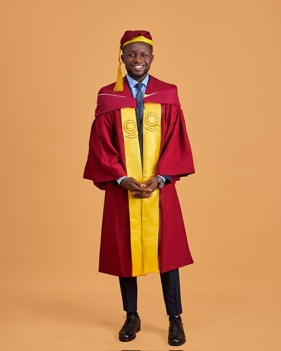 Eze_Isaac12's tweet photo. Graduated today as a first-class civil &amp; environmental engineering student from UNILAG! 🎓 More than the grades, it’s the lives touched and value provided through service that matters most.

On to the next chapter! 💫

#UNILAG2024Convocation #Gratitude #Leadership https://t.co/K5cQPXBHSC