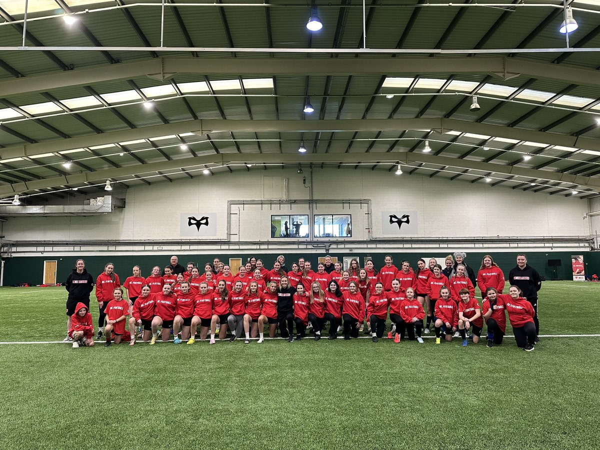 Today we kicked off our first #BEFootball Influencer event of the year at <a href="/LlandarcySport/">Llandarcy Academy</a> ⚽️ 

9 new schools on board and over 50 girls trained up and ready to deliver girls football back in their schools ✅

Diolch to all tutors and schools involved 👏🏼🤩