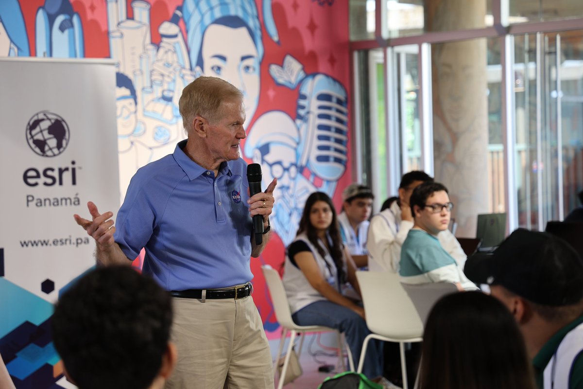 SenBillNelson's tweet image. Inspired by my conversations with the #Artemis Generation in Panama who are meeting global climate challenges with bold ideas and fresh perspectives.
They represent a new source of action and understand that now is the time to unite and work towards a better future for all.