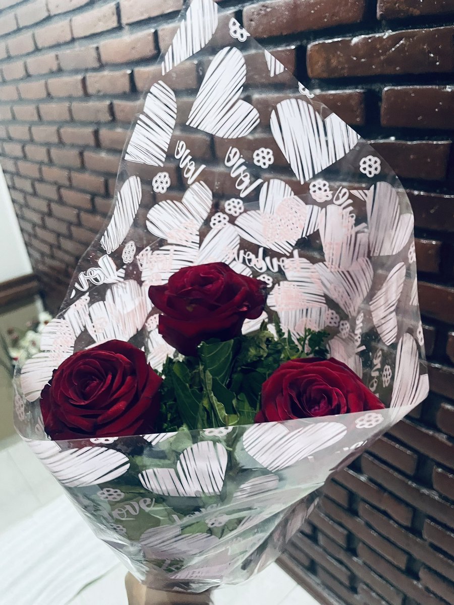 mmoree_______'s tweet photo. @iTumblr147 @elo_malek 🥺 https://t.co/tc6rTwxM9Y