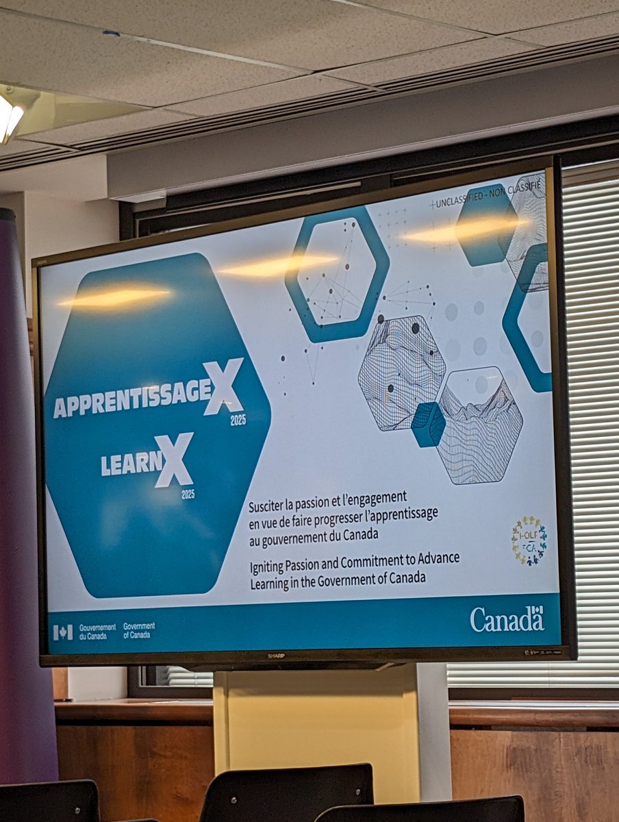 Jonathan Moore (@jondotgov) on Twitter photo At <a href="/School_GC/">Canada School of Public Service</a> for LearnX. It's great to have an opportunity to network in person! It's funny how it feels so special and new vs online - how the tables have turned! #gcdigital At <a href="/School_GC/">Canada School of Public Service</a> for LearnX. It's great to have an opportunity to network in person! It's funny how it feels so special and new vs online - how the tables have turned! #gcdigital