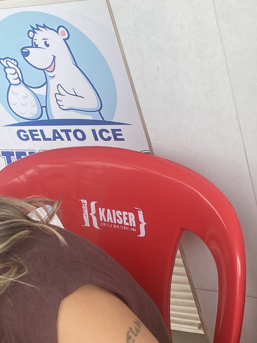guaxuxus's tweet photo. gente achei o kaiser no interior de minas gerais https://t.co/K9seGannyU