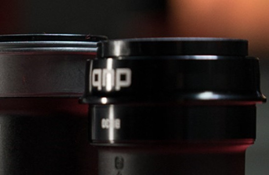 PROPARTS3's tweet photo. O movimento central SRAM com rolamentos de cerâmica combina desempenho superior, durabilidade e eficiência. Seus rolamentos reduzem o atrito, maximizando a transferência de potência, além de serem mais resistentes ao desgaste e à corrosão. https://t.co/3hGeBuOPlR