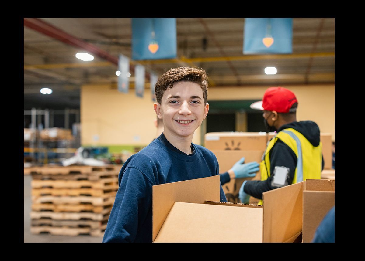 LongIslandCares's tweet image. Fight hunger every month 💪 

Join our “Feed It Forward” program and help provide 6 meals for just $10. Make 2025 hunger-free! buff.ly/40z4B1O 

#MonthlyGiving #FeedItForward #EndHunger #LongIslandCares #GiveBack