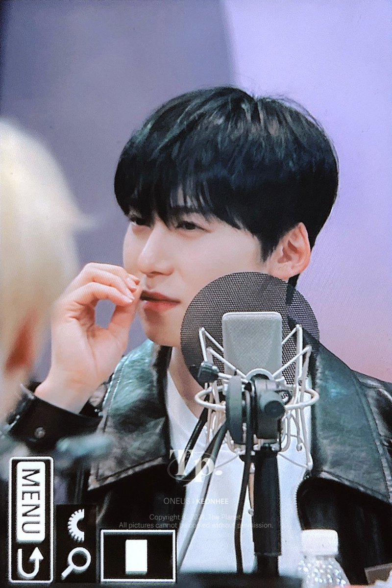 250115 아이돌라디오
#건희 #KEONHEE #ONEUS #원어스