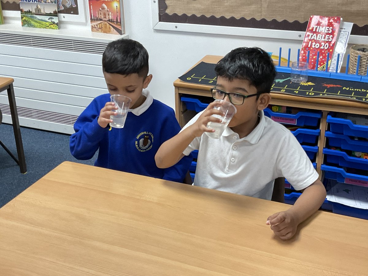 Greenhill_HT's tweet photo. Class 5 enjoyed their reading comprehension text so much they decided to follow the recipe and make their own lemonade. The lemons were sour but the lemonade was delicious and sweet. #beanexpertlearner https://t.co/zVDSKQLcqj