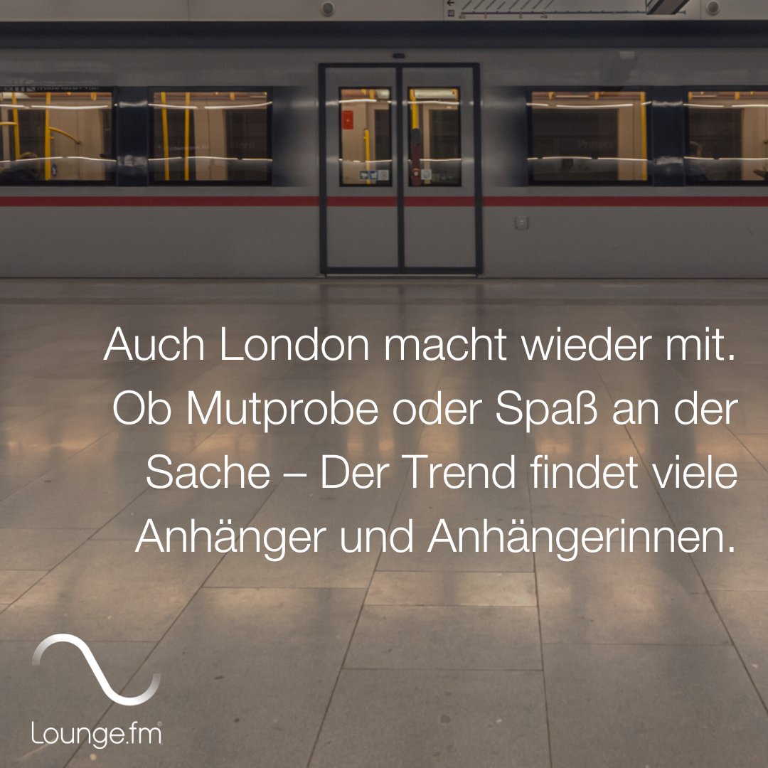 LoungeFM tweet media