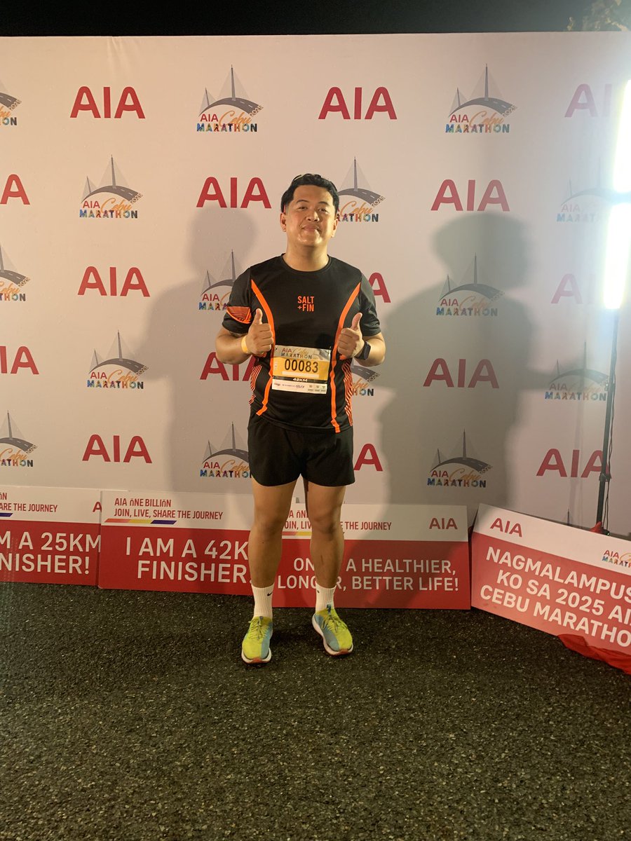 jetherroar's tweet photo. 🏁 Marathon Complete. 
One Week Prep. 
26.2 Miles.

Some would call it reckless .training for just one week and showing up for a marathon. But I call it faith. https://t.co/us4Kch8iCb