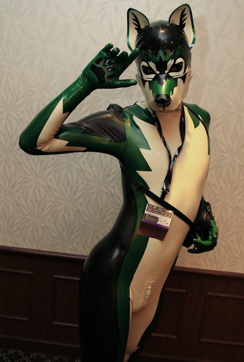 spicy_tak's tweet photo. I joined in the "XXXsuiters Meet &amp; Greet" at JMoF2025. Thanks for the good time😊 https://t.co/oszGIEXeQz