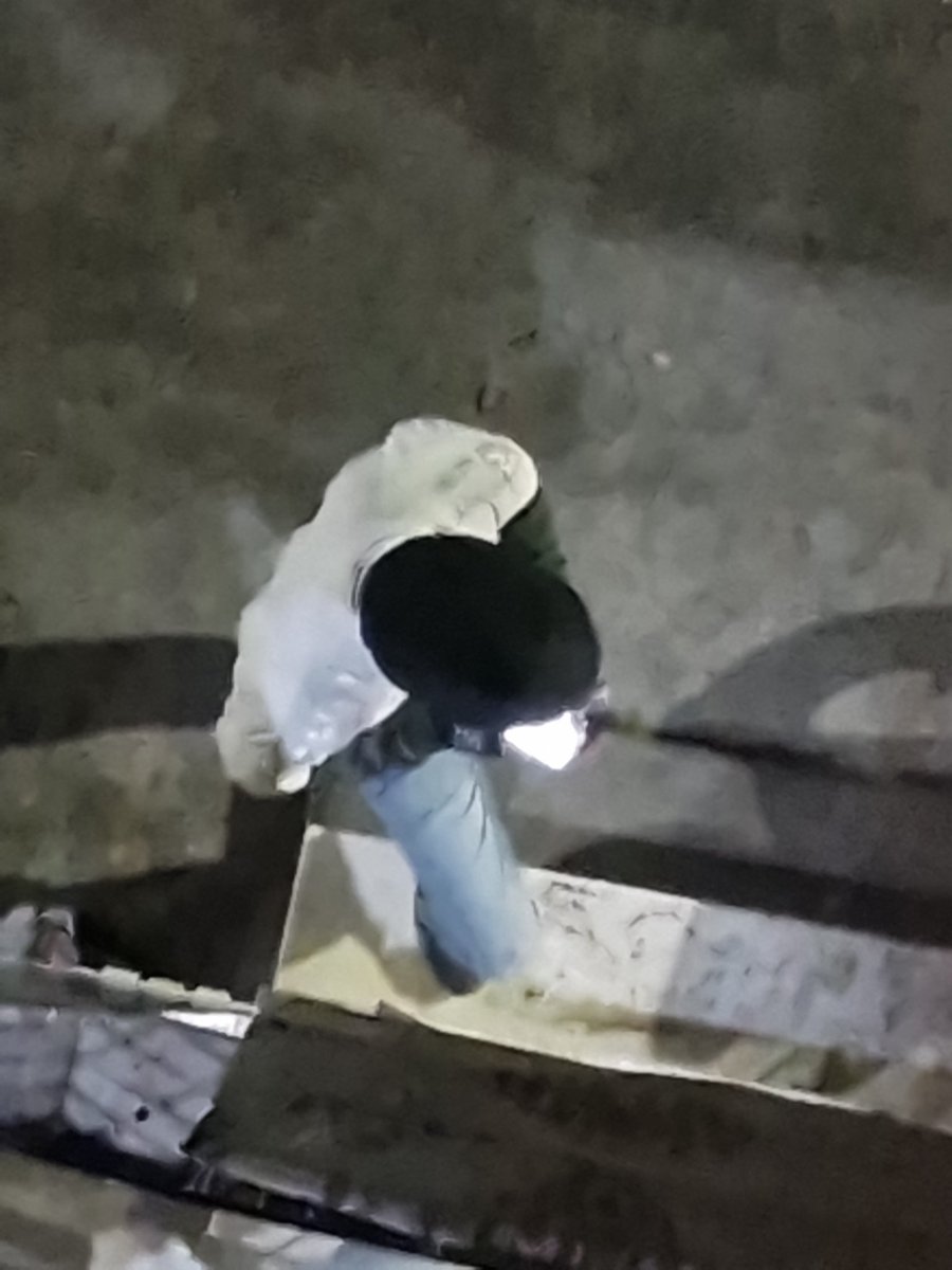 AmarkumarGaur's tweet photo. This blinkit person forgot my order to keep his in bag. I don't know why blinkit is doing this kind of behave and work. Shame on blinkit
#shameOnBlinkit @blinkitcares  @blinkitcares https://t.co/DZ4HYnkxmM