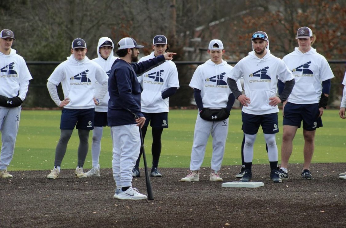 CoachRomo24's tweet photo. Spots left for the @Cent_Baseball Summer Team camp June 28-30. Showcase, games and colleges recruiting.

DM if interested! https://t.co/S5BNSAV5qV