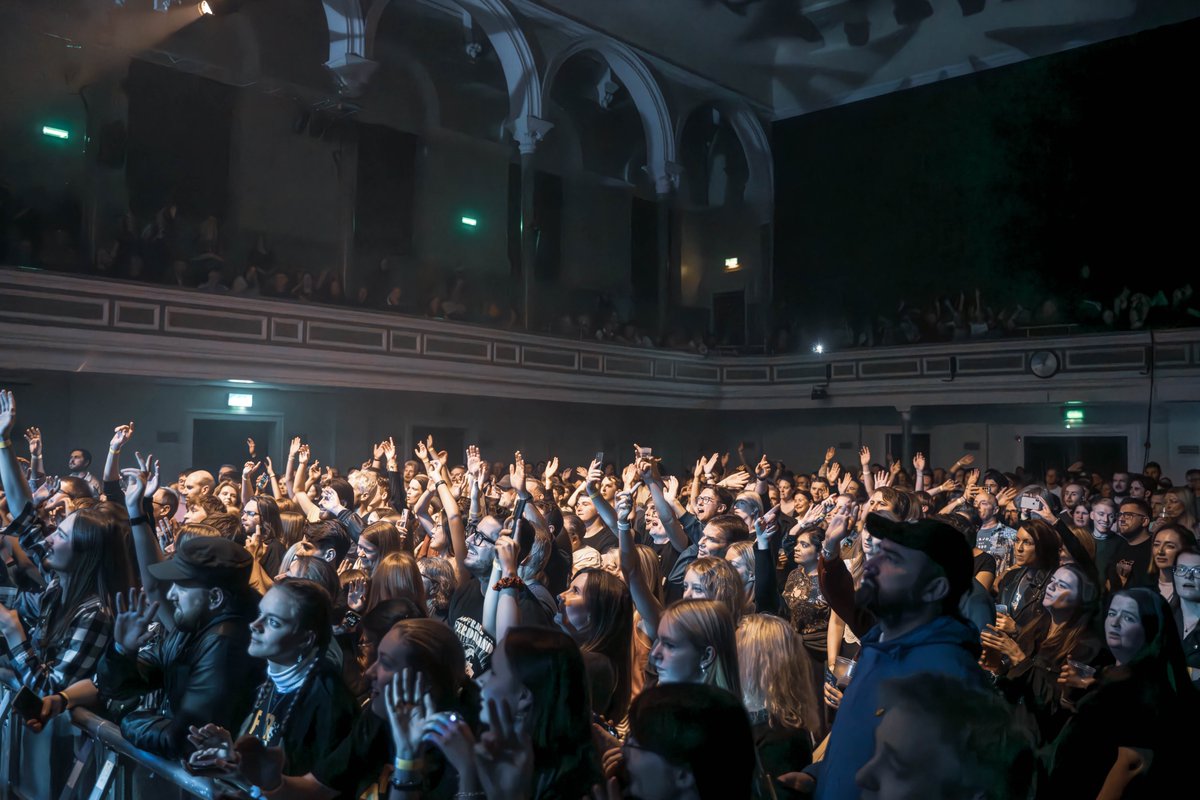 Stirling Council (@stirlingcouncil) on Twitter photo 📻🎸September's sold out show from the iconic <a href="/Franz_Ferdinand/">Franz Ferdinand</a> at <a href="/StirAlbertHalls/">Albert Halls Stirling</a> features tonight on #BBCQuaySessions <a href="/BBCRadioScot/">BBC Radio Scotland</a> <a href="/roddyhart/">Roddy Hart</a>
Were you there? Tune in from 8.05pm and relive the evening.
It will also be available following the broadcast via BBC Sounds & 📻🎸September's sold out show from the iconic <a href="/Franz_Ferdinand/">Franz Ferdinand</a> at <a href="/StirAlbertHalls/">Albert Halls Stirling</a> features tonight on #BBCQuaySessions <a href="/BBCRadioScot/">BBC Radio Scotland</a> <a href="/roddyhart/">Roddy Hart</a>
Were you there? Tune in from 8.05pm and relive the evening.
It will also be available following the broadcast via BBC Sounds &
