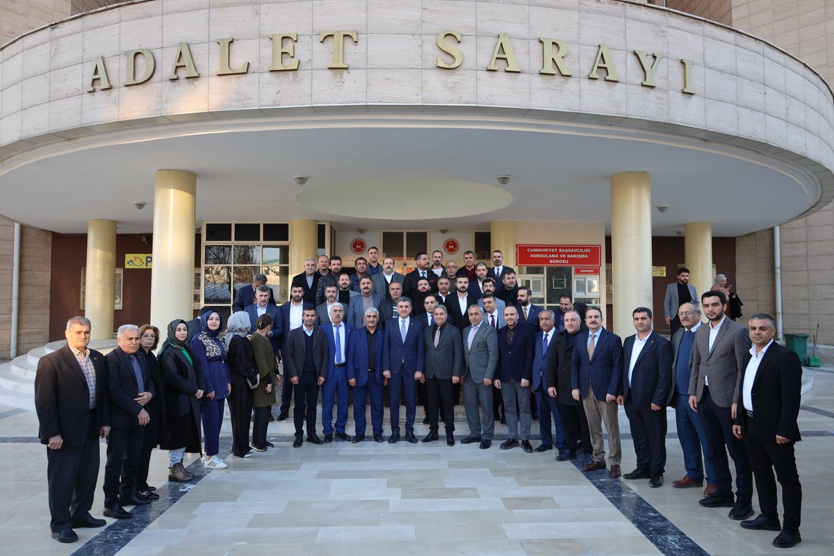 📺Güneydoğu TV📺 (@guneydogu_tv) on Twitter photo AK PARTİ ŞANLIURFA İL BAŞKANI İLHAMİ GÜNBEGİ MAZBATASINI ALDI
guneydogutv.com/haber/ak_parti…
<a href="/akpartiurfa/">AK PARTİ ŞANLIURFA</a> <a href="/milhamigunbegi/">M.İlhami GÜNBEGİ</a> #şanlıurfa AK PARTİ ŞANLIURFA İL BAŞKANI İLHAMİ GÜNBEGİ MAZBATASINI ALDI
guneydogutv.com/haber/ak_parti…
<a href="/akpartiurfa/">AK PARTİ ŞANLIURFA</a> <a href="/milhamigunbegi/">M.İlhami GÜNBEGİ</a> #şanlıurfa
