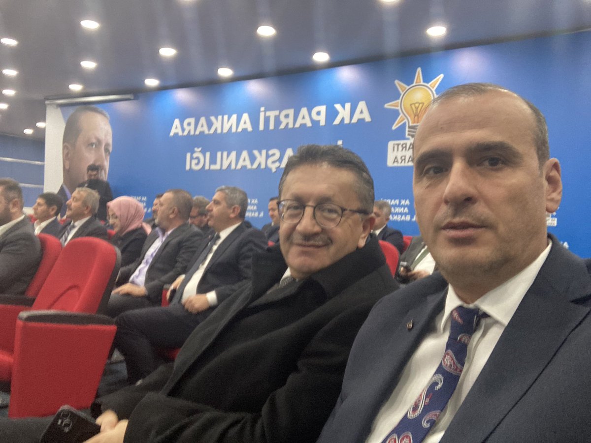 Fatih__Bildik's tweet photo. İl Başkanımız @hakanhanozcan başkanlığında İlçe Başkanlarımız ve Belediye Başkanlarımız ile istişare ve değerlendirme toplantısına Belediye Bşknmz @DrVeyselTiryaki ile birlikte katılım sağladık.. https://t.co/xFKdlHhNqU