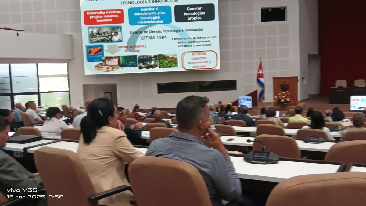 MayrelFuentes's tweet photo. Inicia en el Palacio de Convenciones la I Feria de Innovación para el Desarrollo. #Cienfuegos presente con propuestas innovadoras. @ArmandoRguezB @AndreaArmasRodr @CitmacfgDeleg @citmacuba @cruz_dayamy @GobiernoCfgos https://t.co/s0CsuwezDt