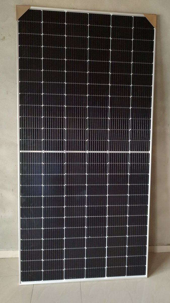 Resistant_27's tweet photo. Les panneaux solaires #Canadian_Solar sont disponibles.

Puissance : 555Wc
Efficacité : 21,5%
Tension nominale : 41,9V
Tolérance : +ou- 10W
Nombre de cellules : 144
Très robuste 🛡️
Garantie : 5 ans

Disponible à Douala et Yaoundé 

Rt apprécié 🙏 https://t.co/3rcbs3bZmI