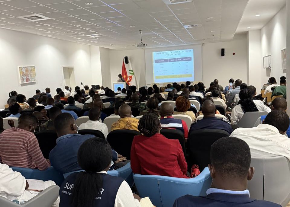 Redisse Angola tweet media