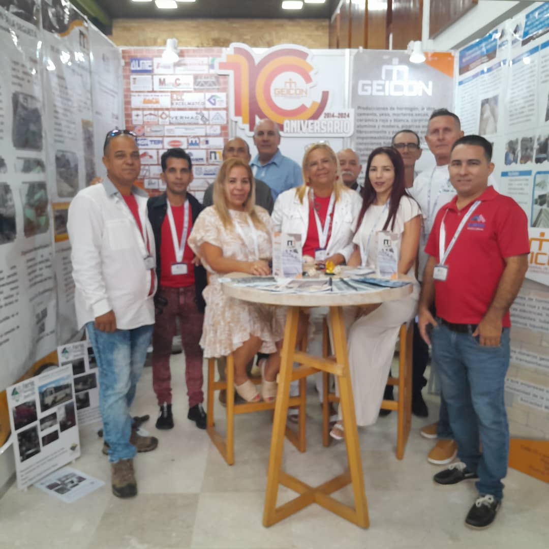 I Feria de Innovación  se desarrolla en el Palacio de Convenciones de La Habana. Geicon participa con Innovadores de las EMC Holguín,Ciego de Ávila.Vila Clara , la Isla y mármol Isla .
se promociona el desarrollo de nuevos productos. morteros cero cemento  y bloques de yeso.