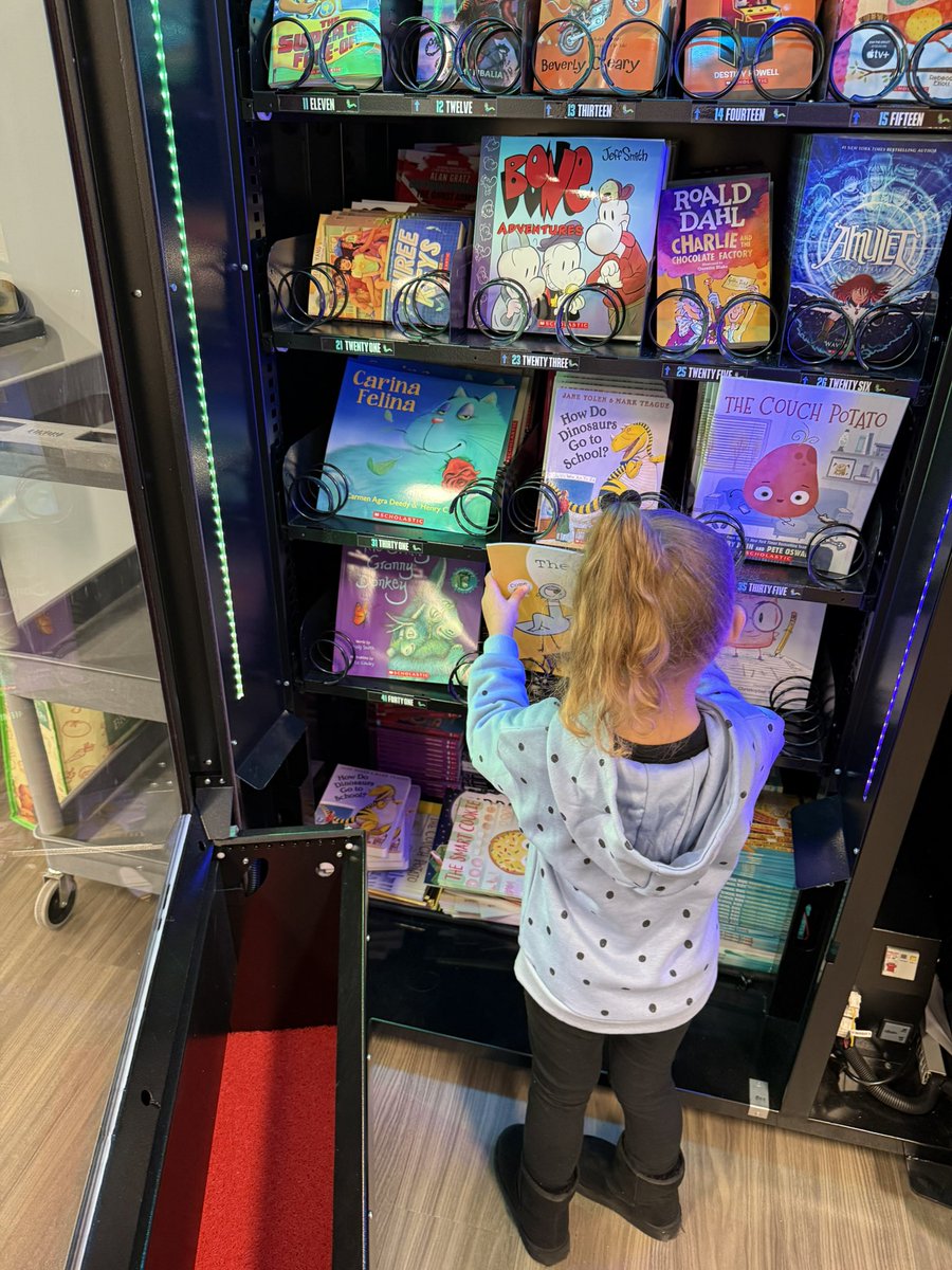 ๐๐๐ค๐ ๐ ๐ ๐ป๐๐๐๐๐ช (@jasonjdanley) on Twitter photo Monthly PTO Good Citizenship Award-students who exhibit good character earn a spirit stick and a token to the book vending machine! <a href="/EndeavourJBMDL/">Endeavour School</a> <a href="/NHTSCHOOLS/">North Hanover Schools</a> Monthly PTO Good Citizenship Award-students who exhibit good character earn a spirit stick and a token to the book vending machine! <a href="/EndeavourJBMDL/">Endeavour School</a> <a href="/NHTSCHOOLS/">North Hanover Schools</a>
