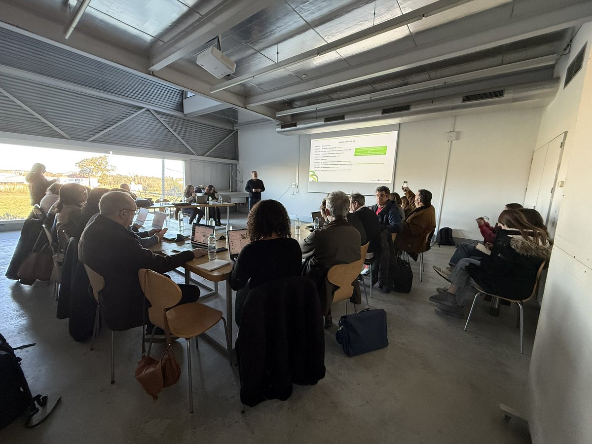 🇪🇸Todo el consorcio reunido para la 5 reunión de coordinación del proyecto para planificar las actividades del 2025
🇵🇹 Todo o consórcio reuniu para a 5ª reunião de coordenação do projeto para planear as atividades de 2025