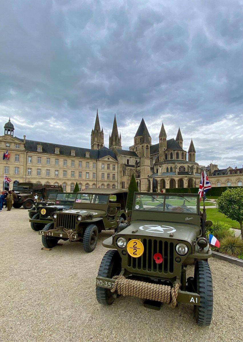 Just in case you need convincing, we've got a list of ten good reasons to visit #Normandy this year:

en.normandie-tourisme.fr/10-good-reason…