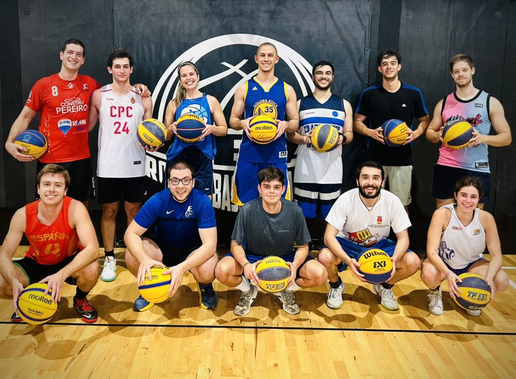 <a href="/RBA_Basket/">RBA Basket Academy</a> junto a la <a href="/FBPA_asturias/">Federación de Baloncesto Pdo. de Asturias</a> seguimos trabajando en la promoción de la especialidad del baloncesto 3x3 <a href="/FIBA3x3/">3x3 Basketball | FIBA3x3</a>
Nueva sesión con los estudiantes del <a href="/mirasturias/">MIR Asturias</a> <a href="/uniovi_info/">Universidad Oviedo</a> focalizada en la modalidad 3x3 🏀
Seguimos sumando!!! ⛹🏻‍♀️⛹🏻‍♂️
