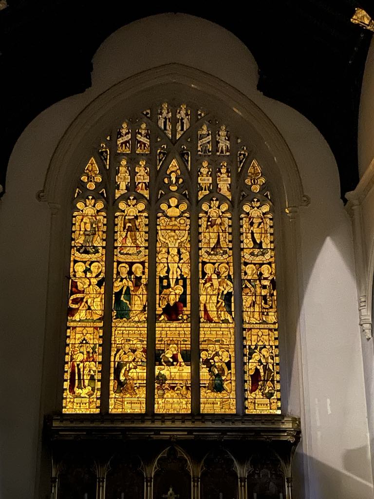 FulhamCamerata's tweet photo. Lovely first rehearsal of Mozart's Requiem in our beautiful new home, @AllSaintsFulham.

Special warm welcome to our 9 new members! ❤️
.
.
.
#FulhamCamerata #choir #fulham #parsonsgreen #singing #HarryGuthrie1 #AllSaintsFulham #mozart #requiem https://t.co/0Sg1k9L8AI