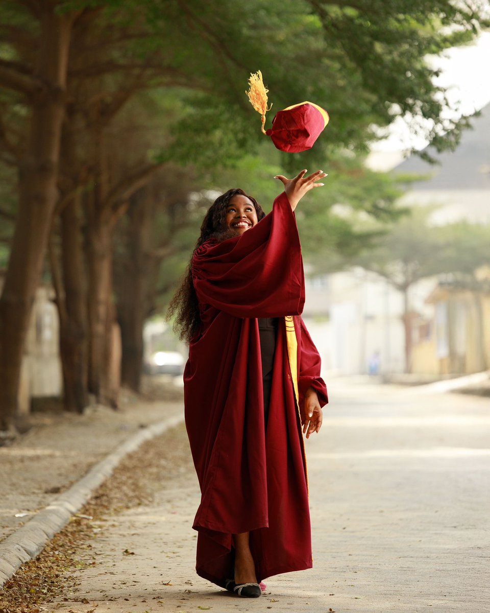 MaryestherAnele's tweet photo. Reintroducing Mary-Esther Anele, LLB (Hons), Second Class Upper Division (Top 8% of over 380 students), ACIArb (UK), Harvard CopyrightX. https://t.co/ZJD1KhtbmG