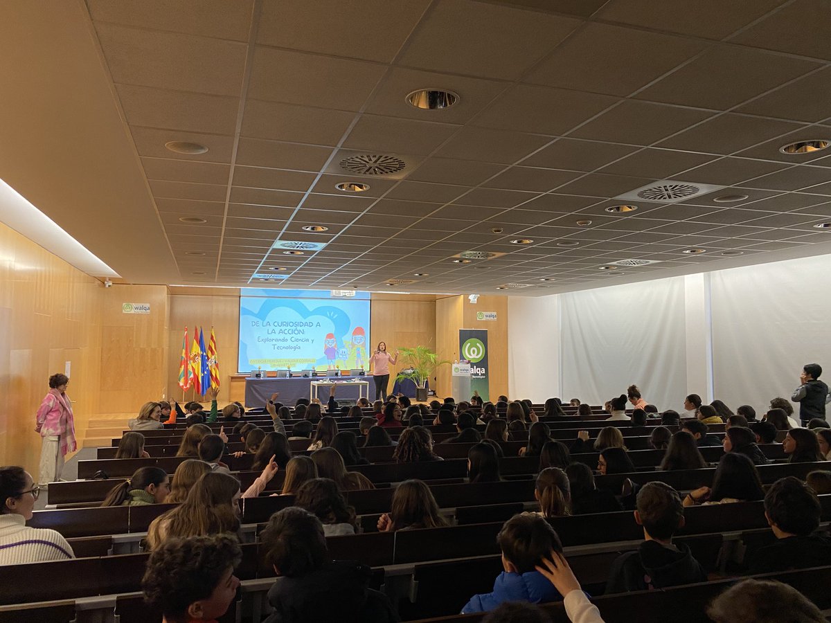 Parque Tecnológico Walqa (@walqapt) on Twitter photo 🚀Hoy Walqa se ha llenado de alumnos de institutos de Huesca para aprender sobre Ciencia en nuestra jornada de “Ciencia y tecnología en femenino” organizada junto a <a href="/APTE_es/">APTE</a> <a href="/cytfemenino/">CyTfemenino</a> <a href="/GobAragon/">Gobierno de Aragón</a>
Ahora es el turno de <a href="/ValPatSTEAM/">ValPat STEAM</a> <a href="/pherediagil/">Patricia Heredia</a> 🚀Hoy Walqa se ha llenado de alumnos de institutos de Huesca para aprender sobre Ciencia en nuestra jornada de “Ciencia y tecnología en femenino” organizada junto a <a href="/APTE_es/">APTE</a> <a href="/cytfemenino/">CyTfemenino</a> <a href="/GobAragon/">Gobierno de Aragón</a>
Ahora es el turno de <a href="/ValPatSTEAM/">ValPat STEAM</a> <a href="/pherediagil/">Patricia Heredia</a>