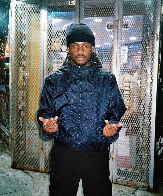 RapFrActus's tweet photo. 🚨 1PLIKÉ140 annonce la sortie de son premier ALBUM !

« P1 »

🗓️14 février 

Hype ? https://t.co/rW95HluXaX