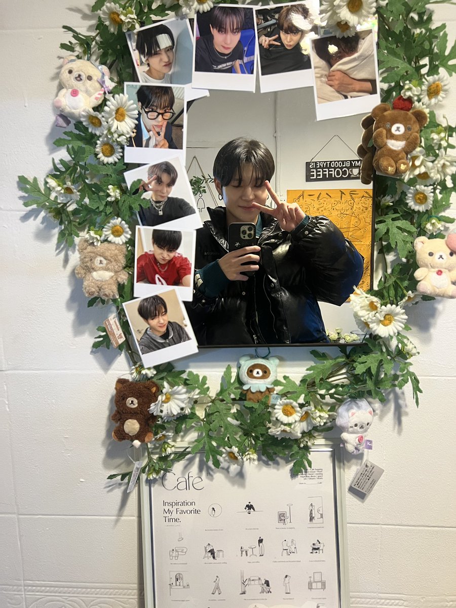 [📷][#JINHWA_RAID]
 
생일에도 늘지 않는 거울 셀카 다들 고마워요!

#블리처스 #BLITZERS #진화 #JINHWA